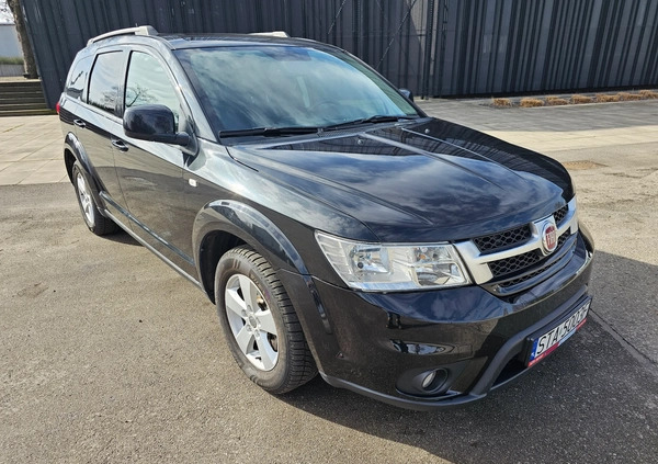 Fiat Freemont cena 49999 przebieg: 192900, rok produkcji 2015 z Radzionków małe 497